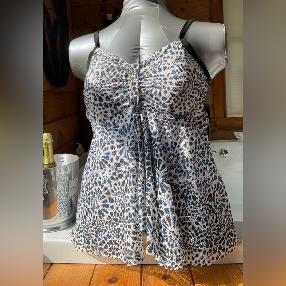 Charm Leaks Women’s Tankini Top NWT Size 3XL Built in Bra and Fully Lined